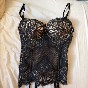 Victoria's Secret Elegant Black Lace Corset